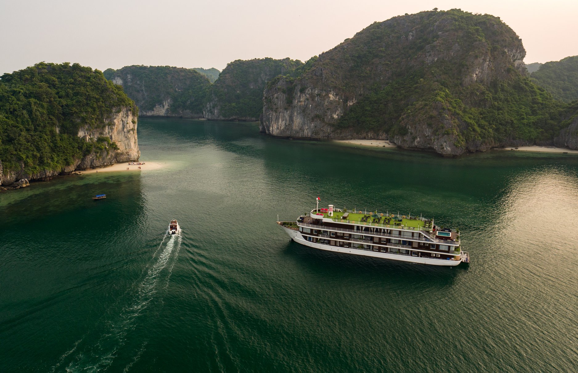 Lacasta Cruise Halong 3 Days 2 Nights