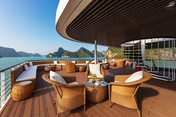 What Makes Lan Ha Bay Feel More Exclusive? | La Casta Cruise Halong Guide