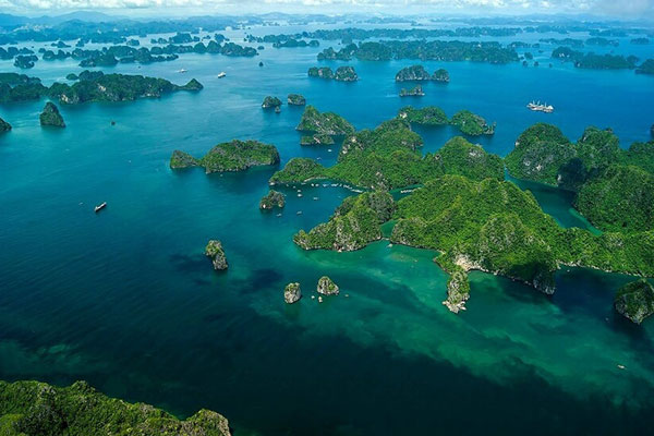 The Science Behind Halong Bay’s Ever-Changing Landscape | La Casta Cruise Halong